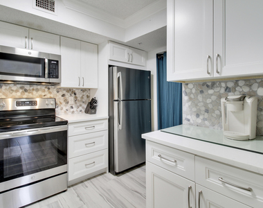 272 Village Boulevard - Photo Thumbnail 6