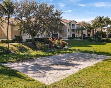 272 Village Boulevard - Photo Thumbnail 32