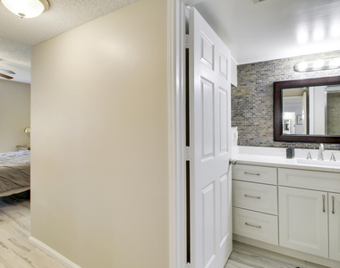 272 Village Boulevard - Photo Thumbnail 19