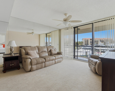 2601 Marina Isle Way - Photo Thumbnail 9