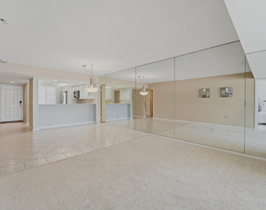 2601 Marina Isle Way - Photo Thumbnail 7