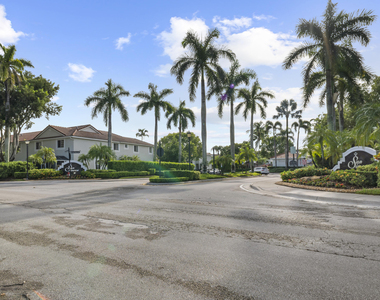 3636 San Simeon Circle - Photo Thumbnail 5