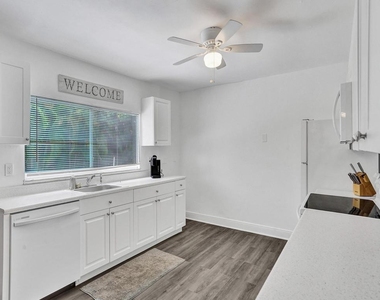 4422 Sea Grape Drive - Photo Thumbnail 19