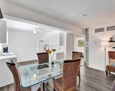 4422 Sea Grape Drive - Photo Thumbnail 12