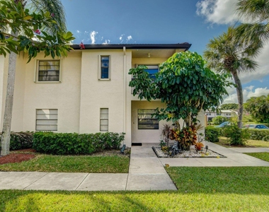7911 Eastlake Drive - Photo Thumbnail 38