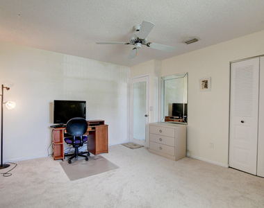 7911 Eastlake Drive - Photo Thumbnail 27