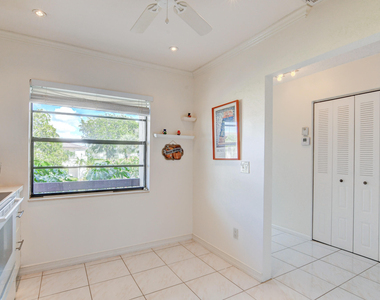7911 Eastlake Drive - Photo Thumbnail 19