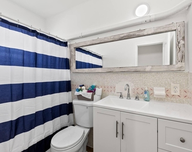 1826 Sherman Street - Photo Thumbnail 12