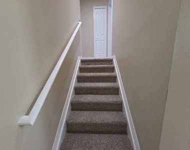 4704 Villas Santorini Drive - Photo Thumbnail 16