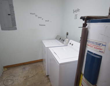 1102 Sw Hibiscus Street - Photo Thumbnail 12