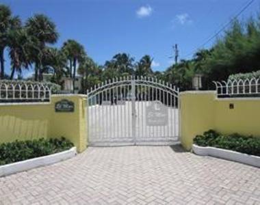 1421 S Ocean Boulevard S - Photo Thumbnail 24