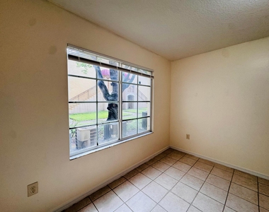4271 San Marino Boulevard - Photo Thumbnail 7