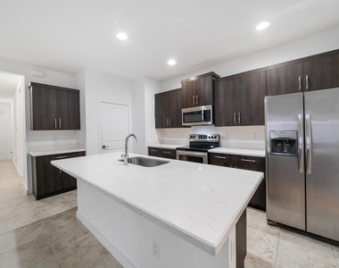 6089 Wildfire Way - Photo Thumbnail 3