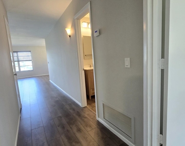 16 Lake Vista Trail - Photo Thumbnail 8