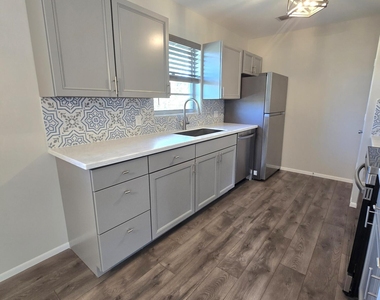 16 Lake Vista Trail - Photo Thumbnail 4