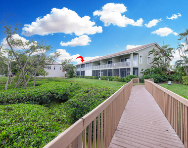 88 N Lakeshore Drive - Photo Thumbnail 50
