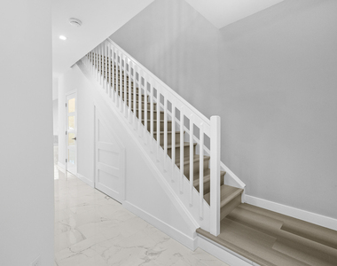 88 N Lakeshore Drive - Photo Thumbnail 32