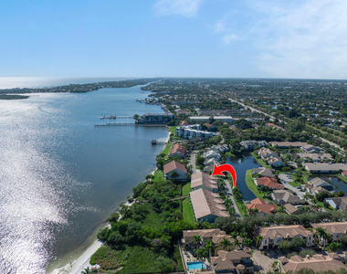 88 N Lakeshore Drive - Photo Thumbnail 43