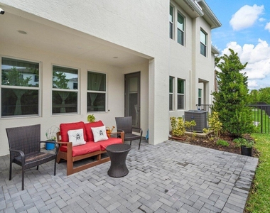 16310 Oakview Drive - Photo Thumbnail 20