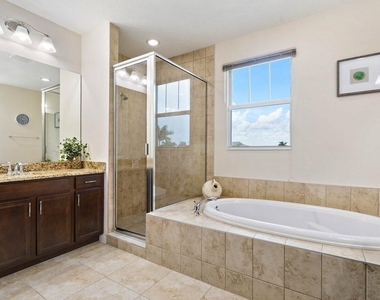 16310 Oakview Drive - Photo Thumbnail 13