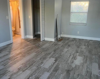 817 S L Street - Photo Thumbnail 5