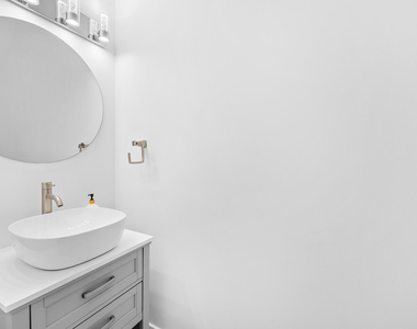 88 N Lakeshore Drive - Photo Thumbnail 29