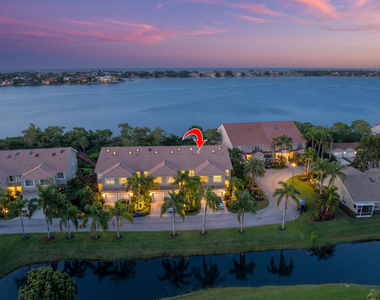 88 N Lakeshore Drive - Photo Thumbnail 1