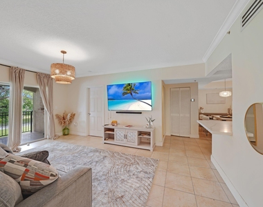231 Sw 116th Avenue - Photo Thumbnail 7