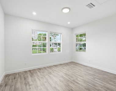 5203 N Flagler Drive - Photo Thumbnail 15