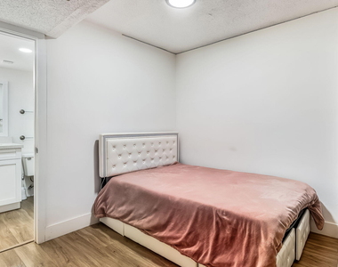 900 Ne 195th Street - Photo Thumbnail 21