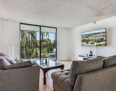 900 Ne 195th Street - Photo Thumbnail 2