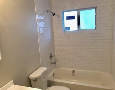 419 N Broadway - Photo Thumbnail 19