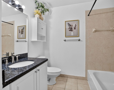 2557 Riverside Drive - Photo Thumbnail 28