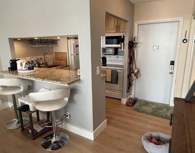 540 Se 2nd Avenue - Photo Thumbnail 1