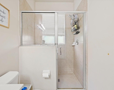 130 Emerald Creek Terrace - Photo Thumbnail 11