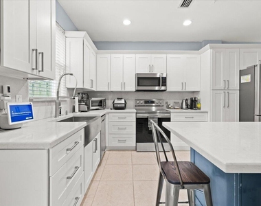 130 Emerald Creek Terrace - Photo Thumbnail 5