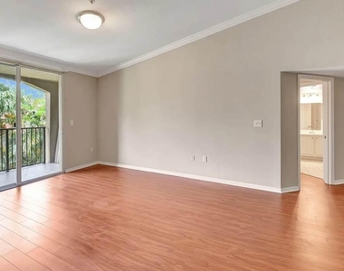 15155 Michelangelo Boulevard - Photo Thumbnail 21