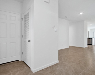 12341 Nettuno Way - Photo Thumbnail 13