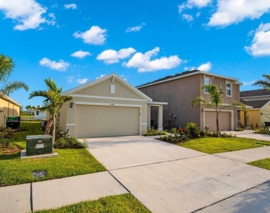 12341 Nettuno Way - Photo Thumbnail 17