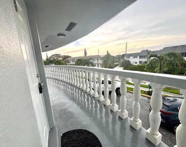 431 W Camino Real - Photo Thumbnail 4