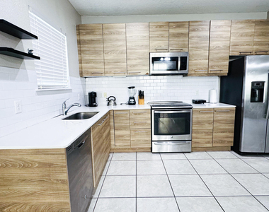 168 Claffey Court - Photo Thumbnail 25
