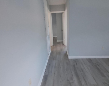 312 Decordre Court - Photo Thumbnail 12