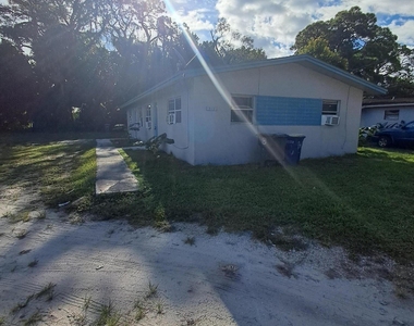 312 Decordre Court - Photo Thumbnail 15
