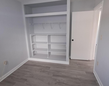 312 Decordre Court - Photo Thumbnail 7