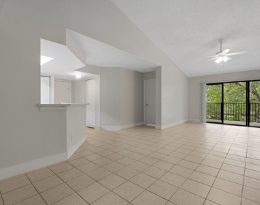 9166 W Atlantic Boulevard - Photo Thumbnail 17