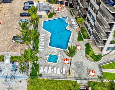 3800 Galt Ocean Drive - Photo Thumbnail 14