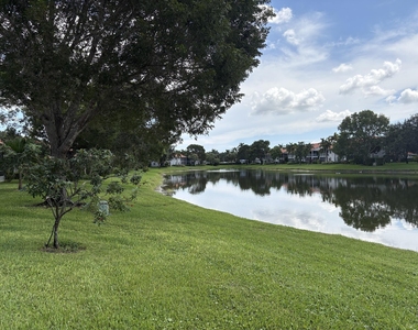 7702 Majestic Palm Drive - Photo Thumbnail 22