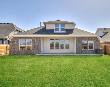 16266 S 89 Avenue - Photo Thumbnail 48