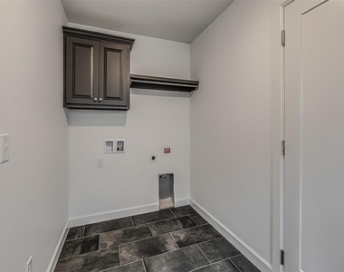16266 S 89 Avenue - Photo Thumbnail 44