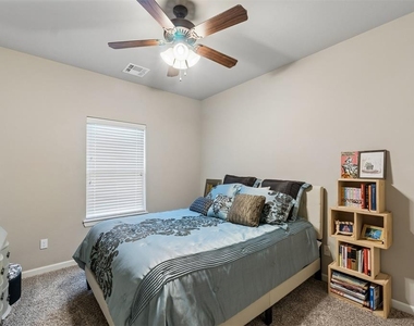 3425 Nw 164th Terrace - Photo Thumbnail 25